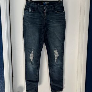 Arizona Jean Company. Size 7.